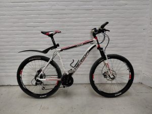 Merida TFS 100 Wit/ Zwart Glans